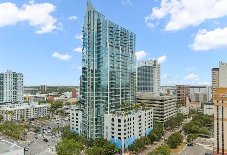 6fe5a80435d5706f9f4a32fde33cf8e1-uncropped_scaled_within_1536_1152